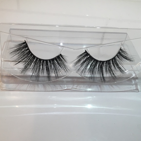 💎5/$25💎 Wispies High-Quality Mink Eyelashes - Picture 3 of 5